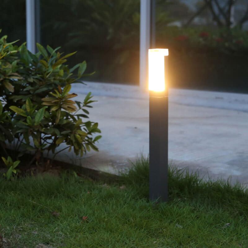 BrightStem | Stilvolle Gartenleuchte aus Metall & Acryl Erdung - 15.75" 230V Decorique.de
