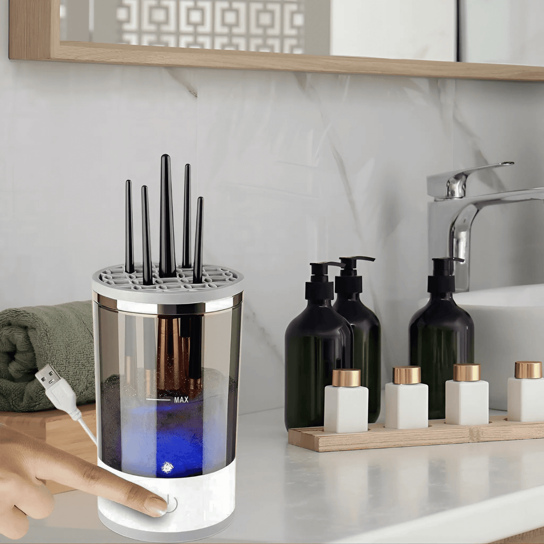 BrushClean | Schnelle Reinigung für Make-up-Pinsel Decorique.de