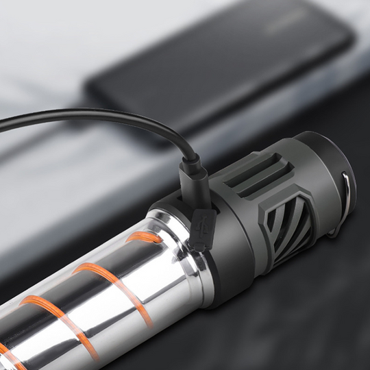 BuzzAway | Wiederaufladbare Outdoor-Mückenabwehrlampe Decorique.de