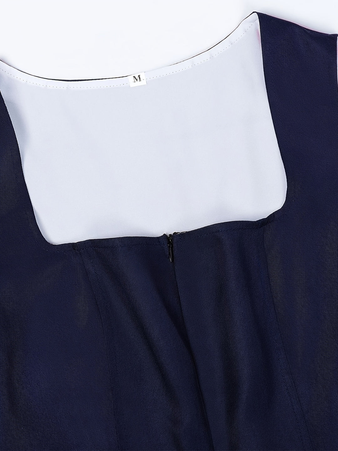 Spitzenzauber | Damen-Dirndlkleid – Knielange Festtracht mit Spitzendetails