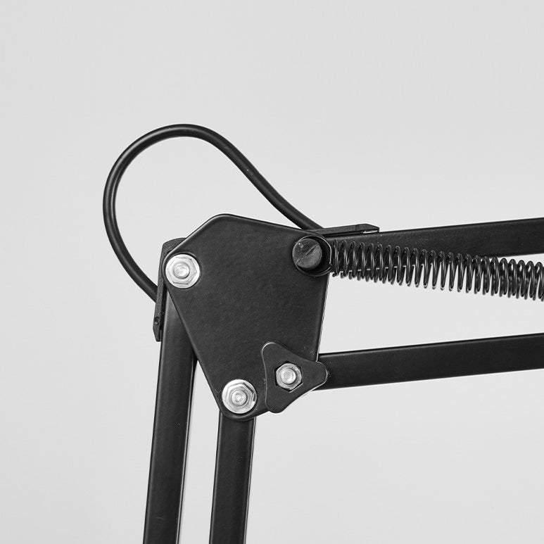 ClampGlow | Ausziehbare Tischleuchte für Präzisionslicht Decorique.de