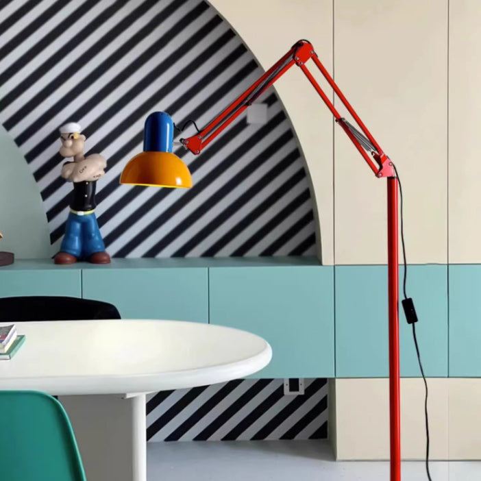 ColorBend | Moderne Bogen-Stehlampe aus Metall Decorique.de