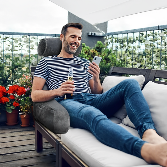 ComfyRead | Lesekopfkissen mit Armen Decorique.de