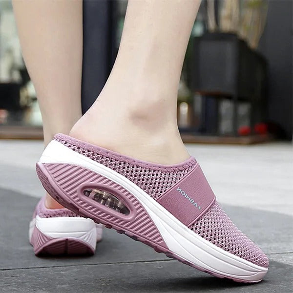 ComfyWedge | Orthopädische Keilabsatz-Hausschuhe Rosa Decorique.de