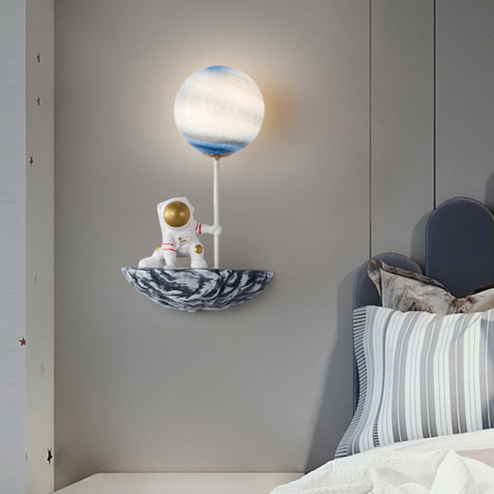 CosmicGlow | Weltraum-Thema Wandleuchte Decorique.de
