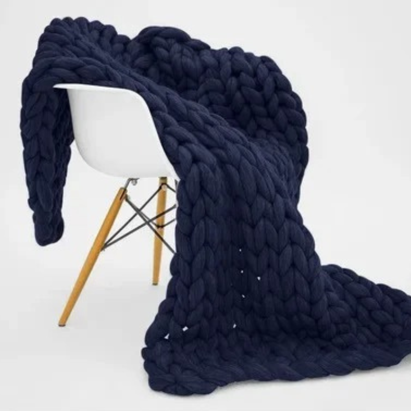 CuddleDream | Gewichtsdecke aus Bio-Baumwolle für erholsamen Schlaf Tiefblau 100x120cm Decorique.de