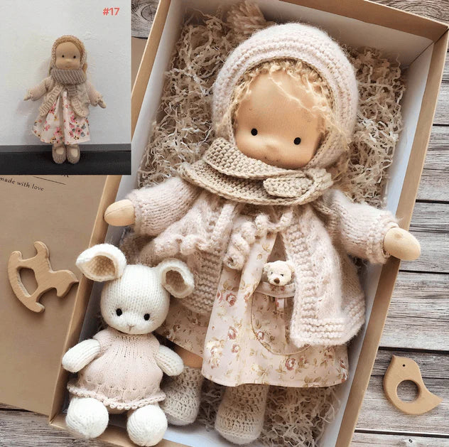 LittleCarol | Handgemachte Waldorf-Puppe – Sanft, Waschbar & Langlebig