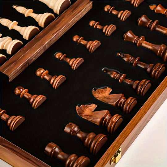 EliteSquare | Luxus Schachset – Langlebige Holzplatte & Detaillierte Figuren