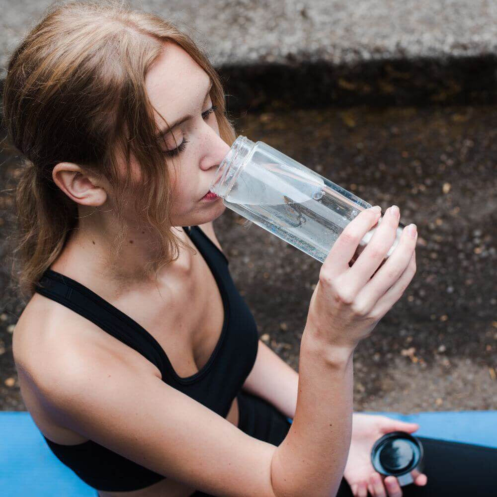 AquaPure | Wasserflasche – Nachhaltige Flüssigkeitszufuhr mit BPA-freien Materialien