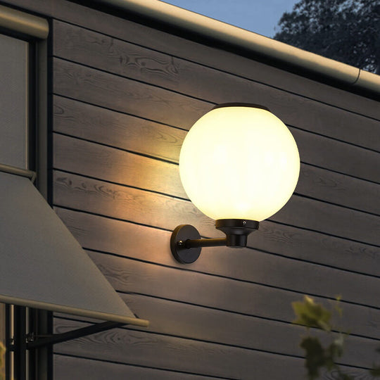 EcoOrb | Nachhaltige LED-Außenleuchte mit Solarpower Groß Decorique.de