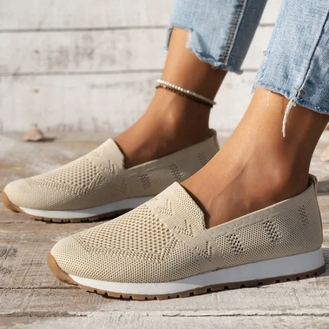 Elvina | Komfort-Slipper Atmungsaktiv für Damen Beige Decorique.de