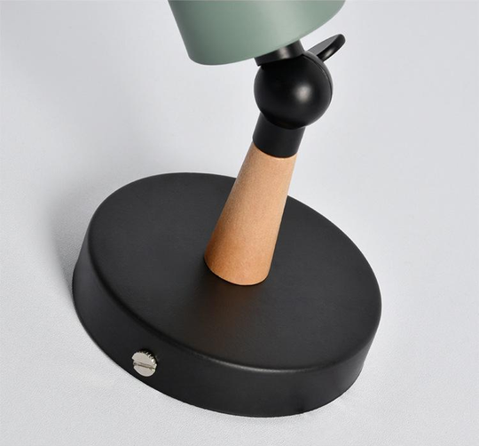 EmberWood | Wandleuchte – Modernes Design mit natürlicher Holzstruktur Decorique.de