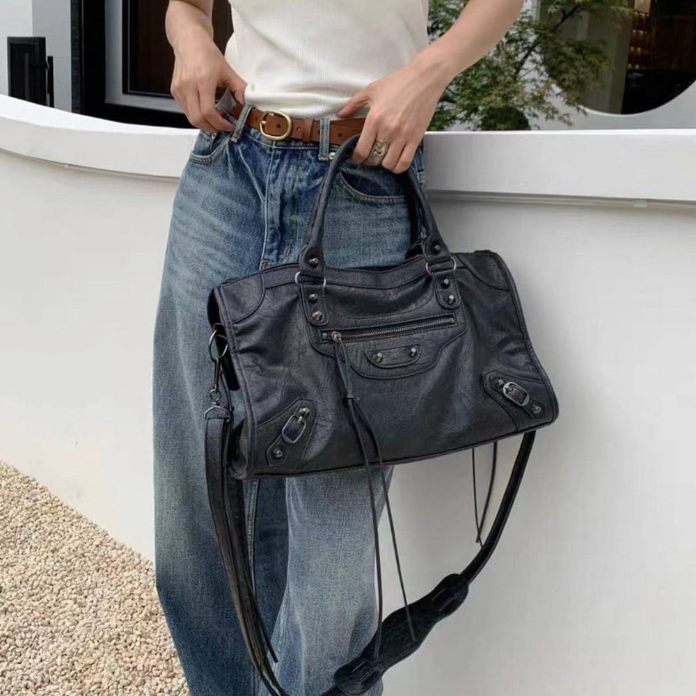 ModeEdge | Damen Tasche – Geräumig mit Chic Details