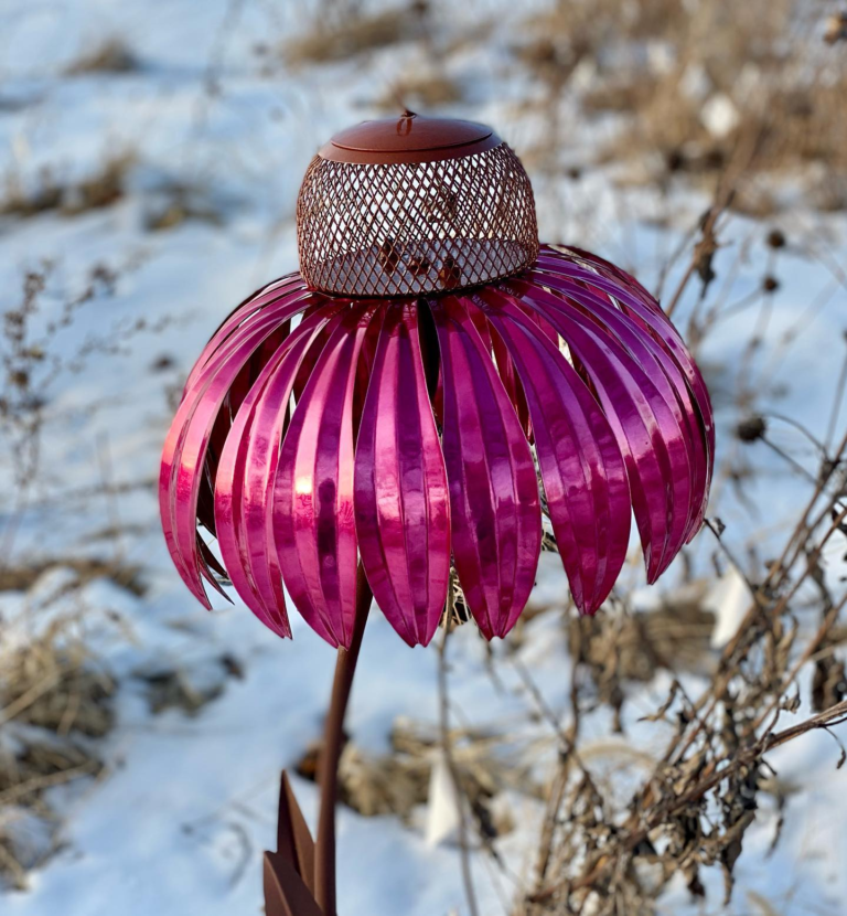 PetalPerch | Stilvolle Futterstelle im Blütendesign
