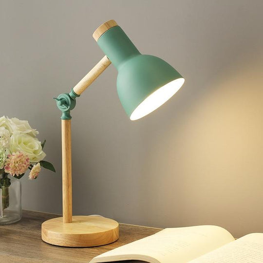 FlexiGlo | Verstellbare & Zusammenklappbare Tischlampe aus Holz Grün Decorique.de