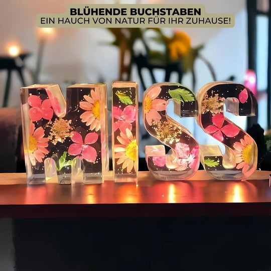 FloraLetter | Harzlampe – Personalisierte Blumenbuchstaben mit Licht Decorique.de