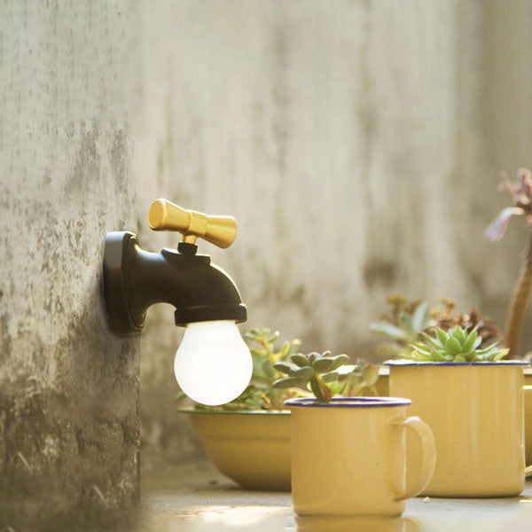 FluidLight | Wandlampe – USB-betrieben für einfache und energiesparende Beleuchtung Decorique.de