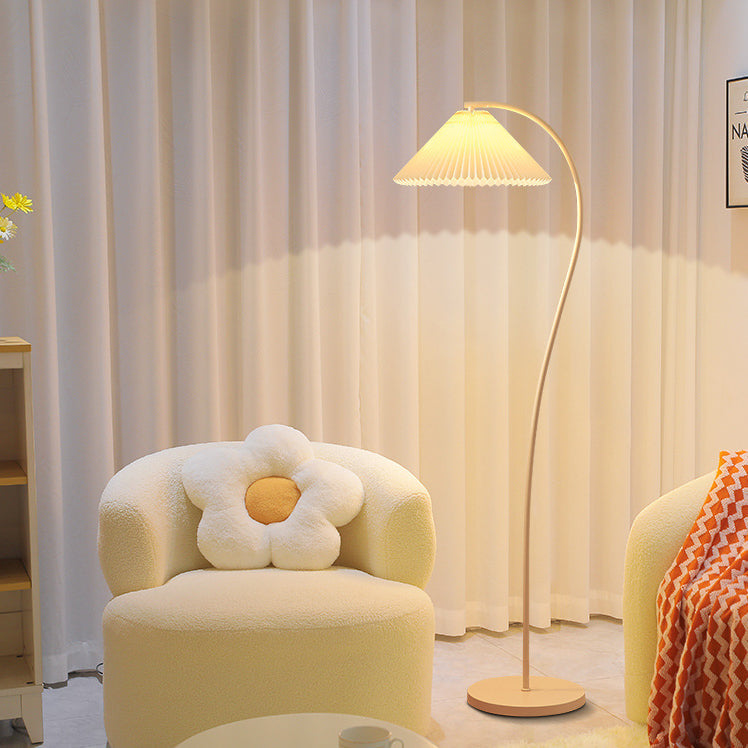 FoldaLamp | Minimalistische Stehlampe mit Stoffschirm Decorique.de