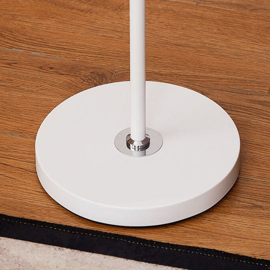 FrameBeam | Moderne 1-Licht Stehlampe aus pulverbeschichtetem Eisen Decorique.de