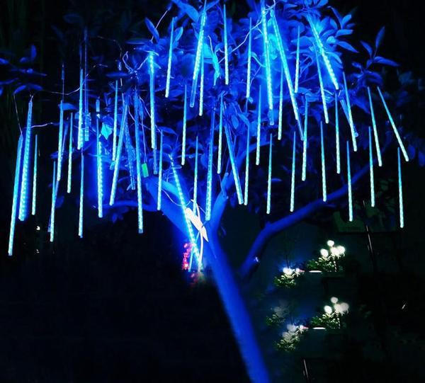 FrostDrop | Schneefall Girlandenlichter (Set von 8) Blau Decorique.de