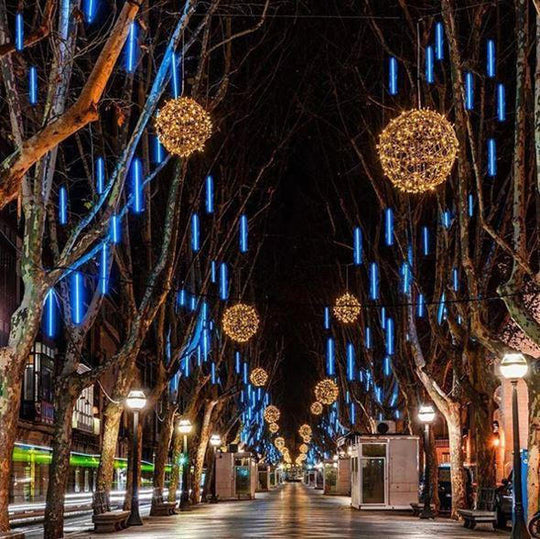 FrostDrop | Schneefall Girlandenlichter (Set von 8) Decorique.de