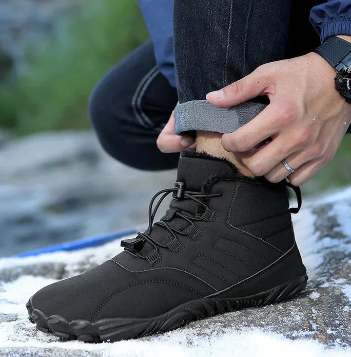 FrostGuard | Wasserdichte und Wärmeisolierte Stiefel Schwarz Decorique.de