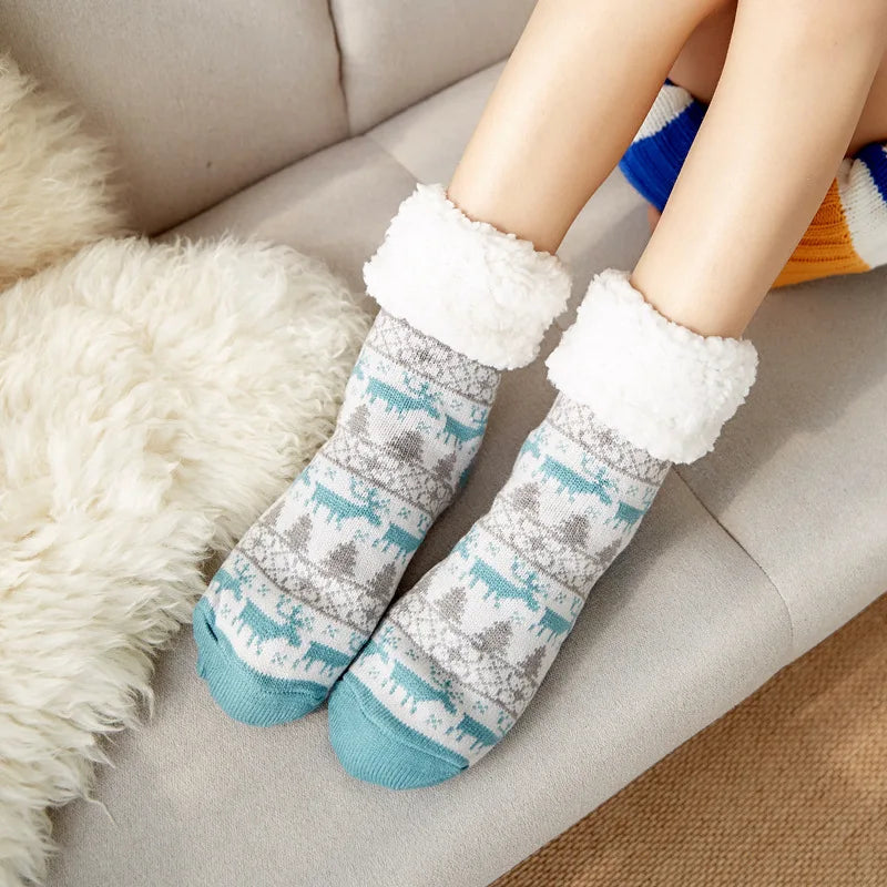 FuzzyWarm | Flauschige Winter-Plüschsocken für Damen Blaues Reh Decorique.de