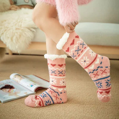 FuzzyWarm | Flauschige Winter-Plüschsocken für Damen Rosa Herz Decorique.de