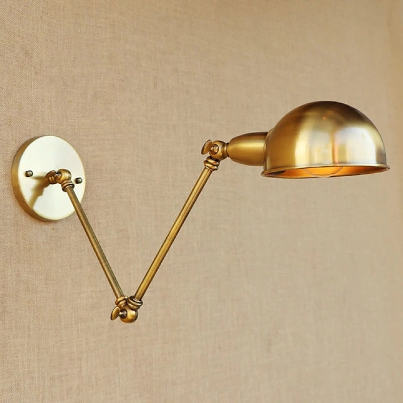 GildedFlex | Elegante goldfarbene Wandleuchte Decorique.de