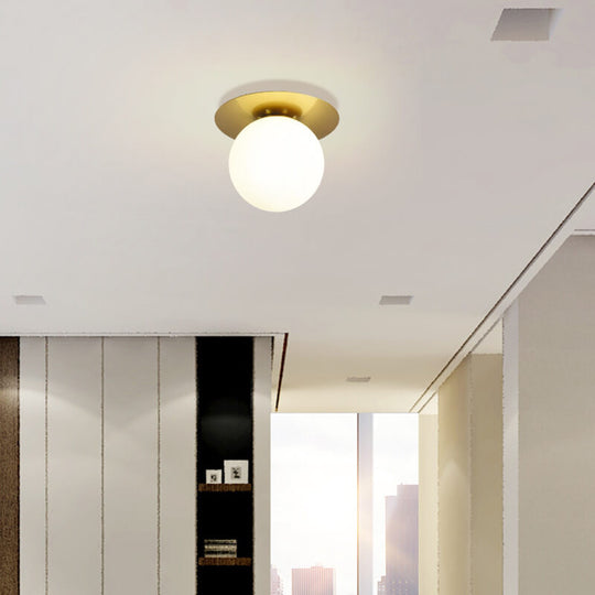 GlasHalo | Runde LED-Halbhängelampe im Modern-Look Gold Weißer Schirm 230V Decorique.de