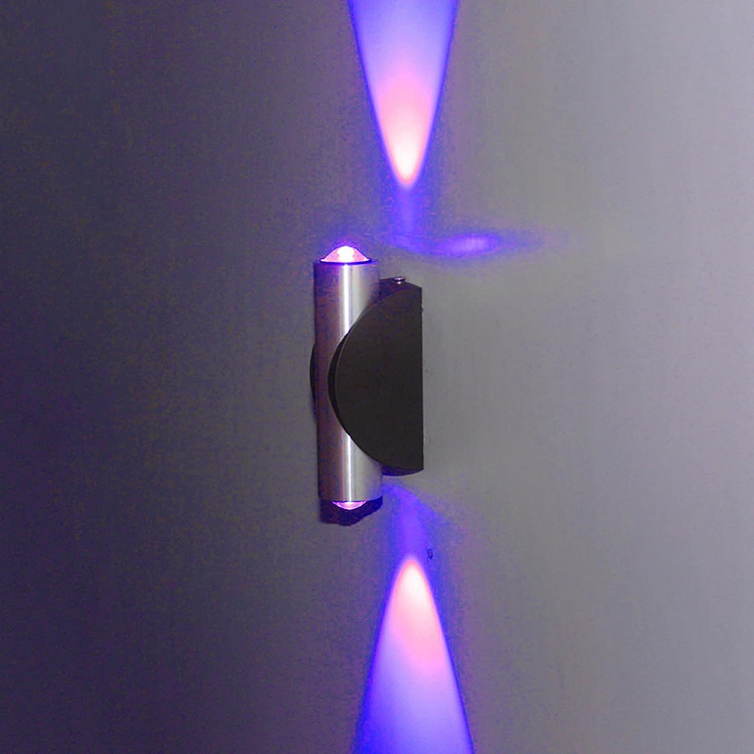 GlowBeam | Doppelt strahlende LED-Wandleuchte Decorique.de