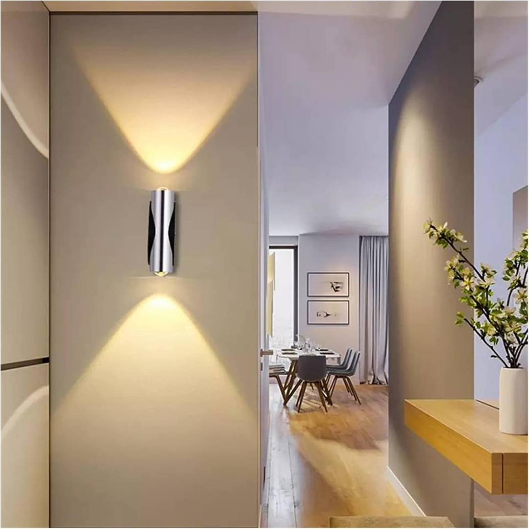 GlowBeam | Doppelt strahlende LED-Wandleuchte Decorique.de