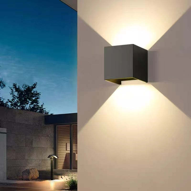 GlowCast | Wandleuchte – Energiesparende LED-Lösung für Innen & Außen 10 W: B10cm x L4.5cm x H10cm Grau Decorique.de