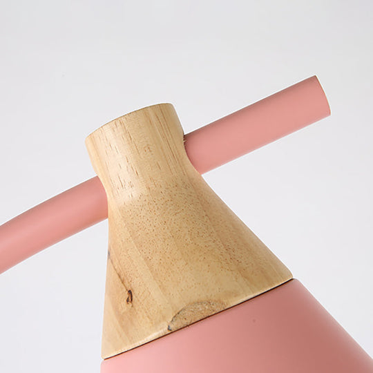 GlowPole | Nordic Creative Macaron Cone Shade 1-Licht Stehlampe Decorique.de