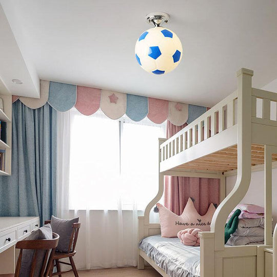 GoalGlow | Fußball-Basketball Lampe fürs Kinderzimmer Blauer Fußball 230V Decorique.de