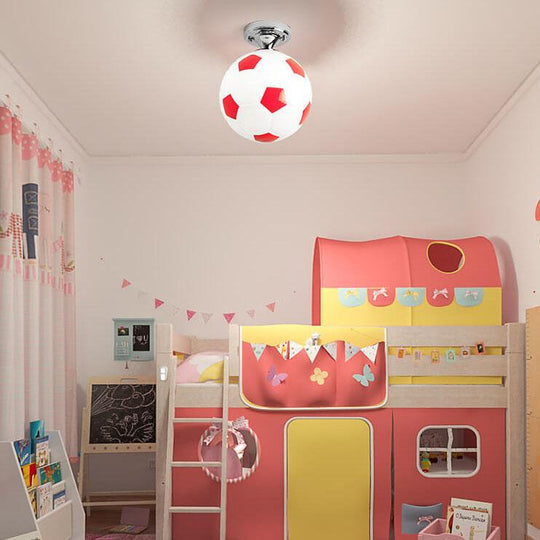 GoalGlow | Fußball-Basketball Lampe fürs Kinderzimmer Rote Fußbälle 230V Decorique.de