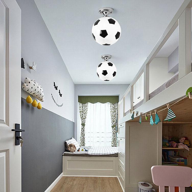 GoalGlow | Fußball-Basketball Lampe fürs Kinderzimmer Schwarzer Fußball 230V Decorique.de