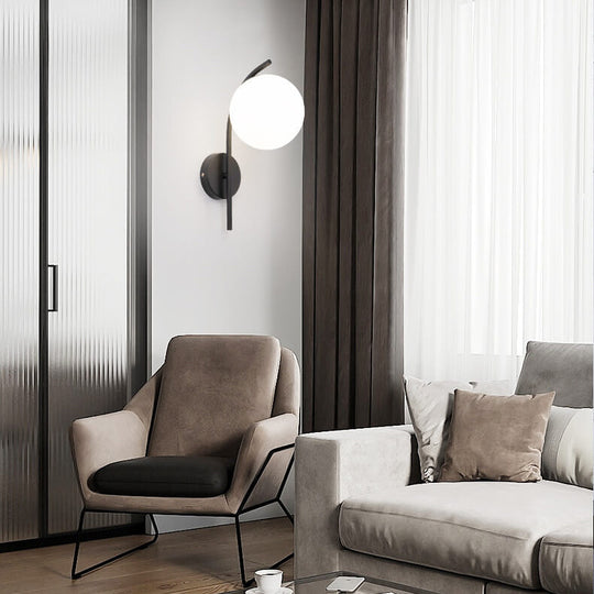 HaloBend | Minimalistische Glaskugel-Wandleuchte Decorique.de