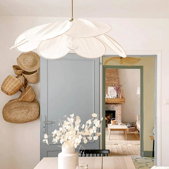 LeafLoom | Nordischer Spleiß-Kronleuchter für das Wohnzimmer Weiß Decorique.de