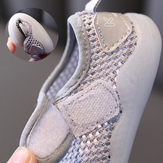 LittleSteps | Stilvolle & Elegante Anti-Rutsch-Schuhe für Kleinkinder Decorique.de