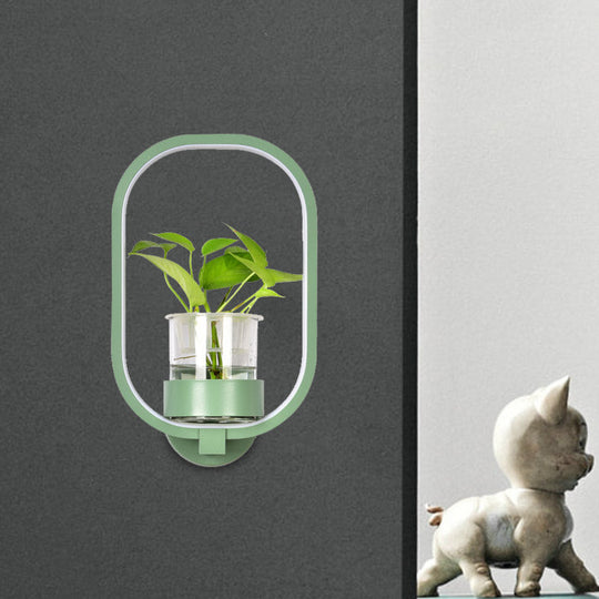 LivingLux | Wandleuchte – Industrieller Stil mit einer modernen ovalen Form Grün Decorique.de