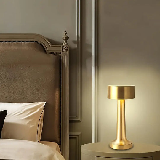 LumiNight | Retro & Vielseitige Tischlampe Decorique.de