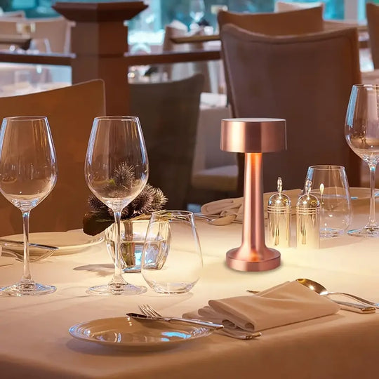 LumiNight | Retro & Vielseitige Tischlampe Decorique.de