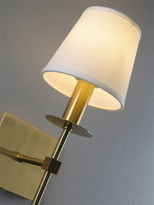 LuxAura | Zeitlose Wandleuchte Gold Decorique.de