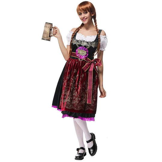 VelvetCharm | Elegantes Dirndl aus lila Samt mit feiner Stickerei