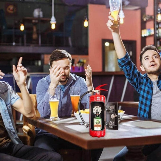 ManCave | Witziges Getränke-Dosen-Set im Feuerlöscher-Look Decorique.de