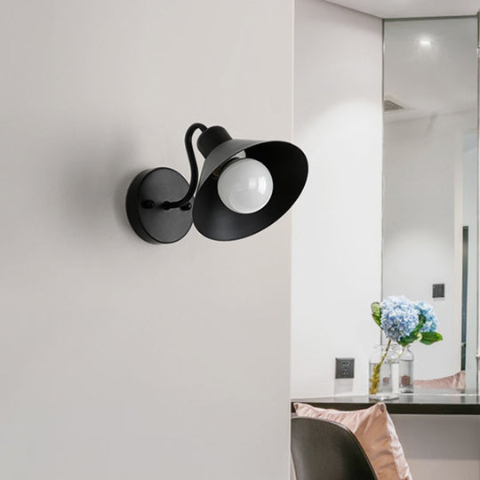 ModernLume | Wandleuchte – Das perfekte Licht für ein ruhiges Ambiente Schwarz Decorique.de