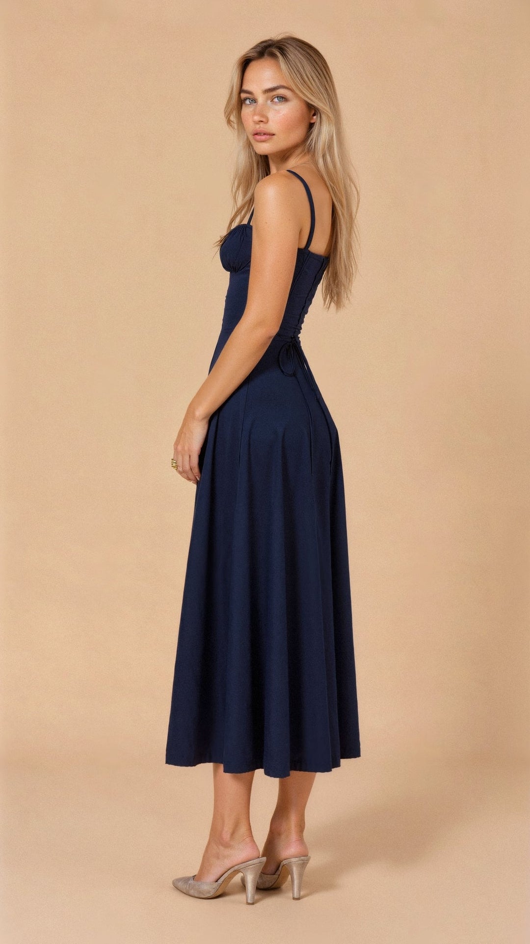 Leona | Elegantes Midikleid mit Figurbetonter Korsettform | Damen