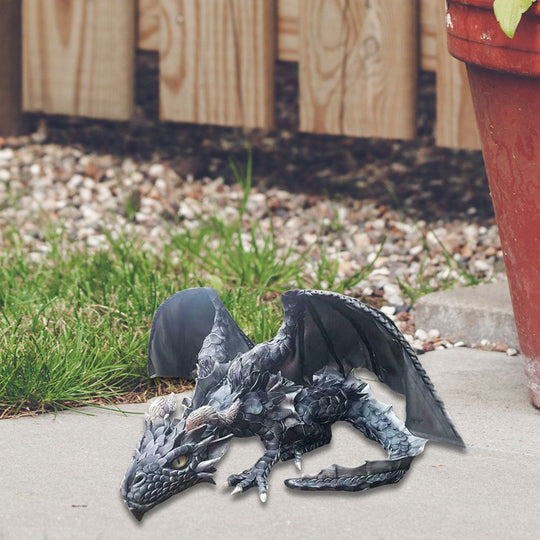 MystiFang | Fantasievolle Wächterfigur für Terrasse & Beet Decorique.de