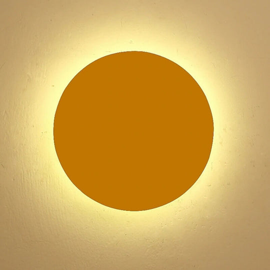 NeoDot | Farbige LED-Wandleuchte in zwei Größen Decorique.de